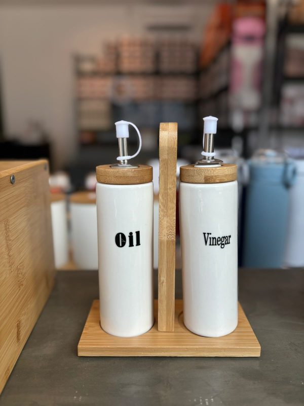 Oil and Vinegar - Image 4