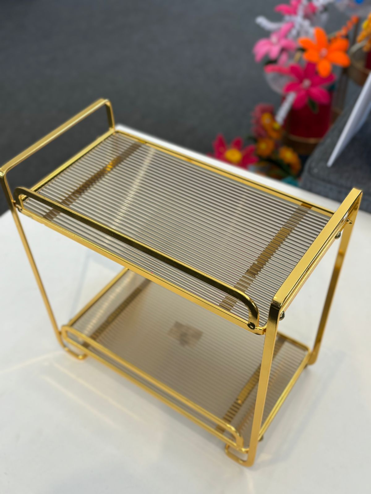 2-tier gold cosmetic rack - Image 4