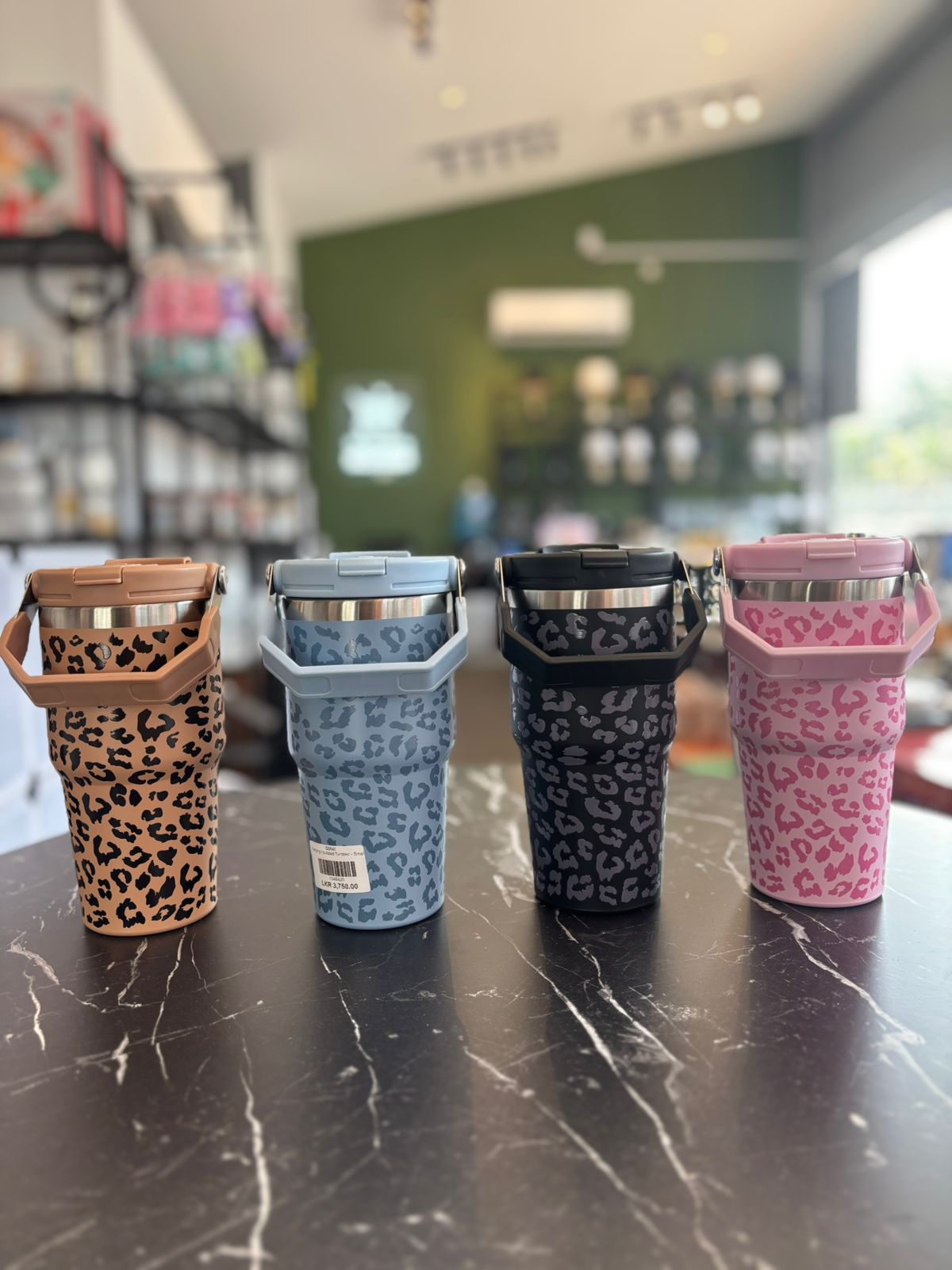 Insulated Tumbler 650ml - Image 6